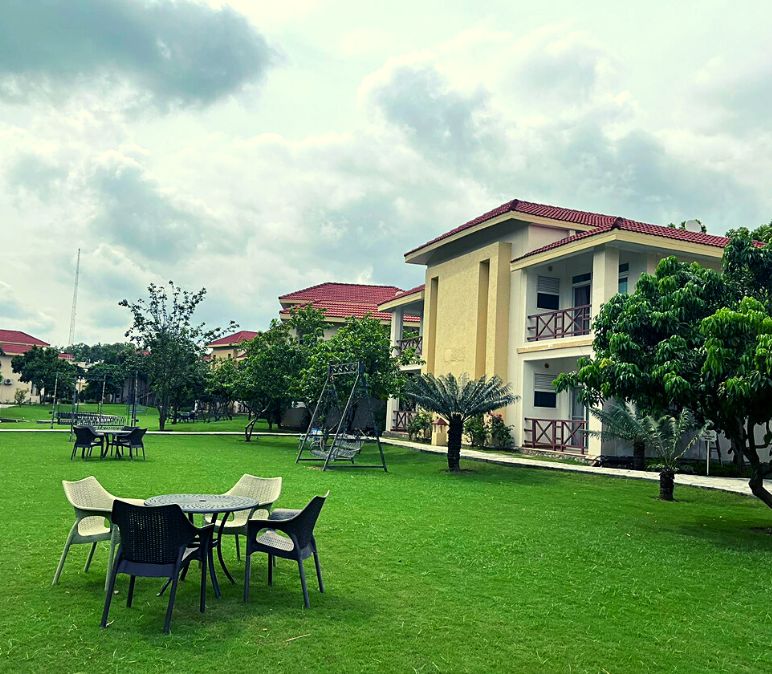 Best 4-Star Resort in Jim Corbett
